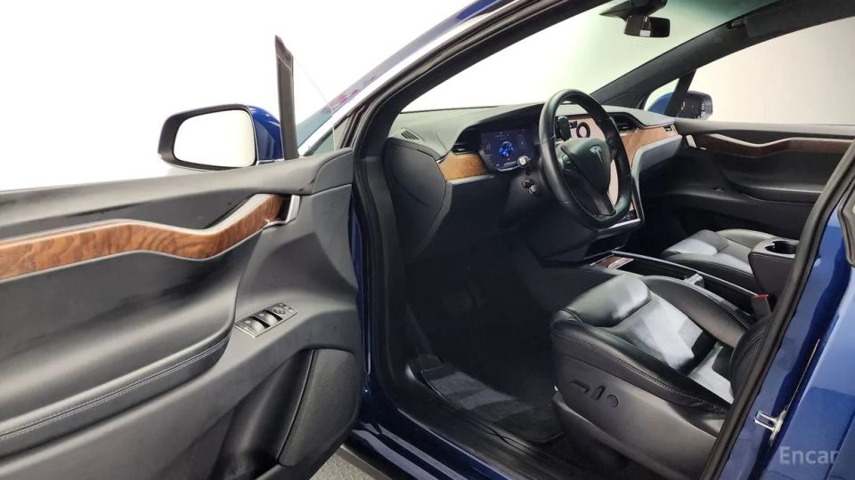 Tesla model-x