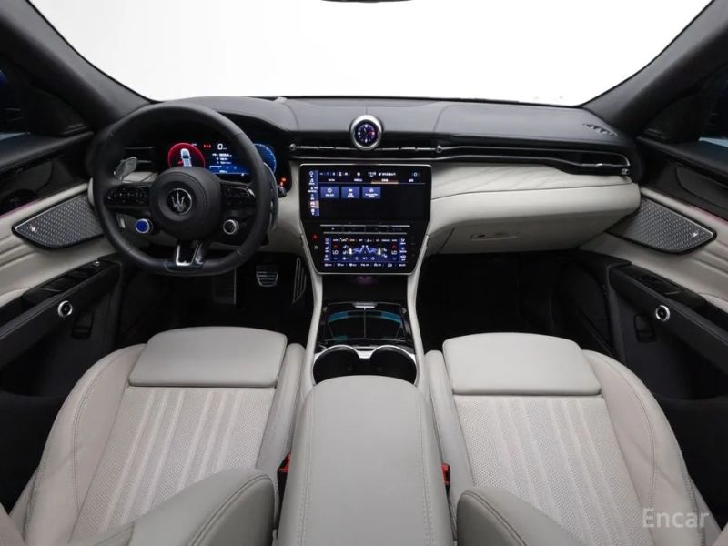 Maserati Grecale