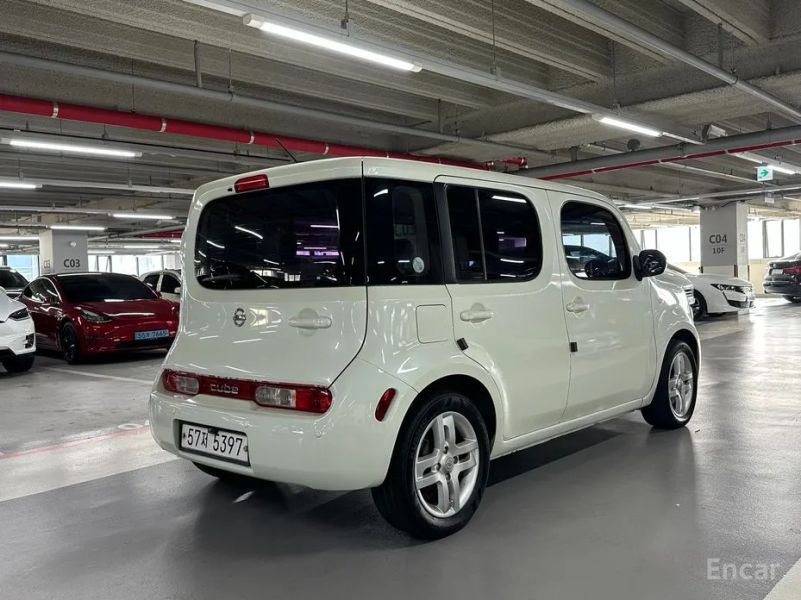 Nissan Cube