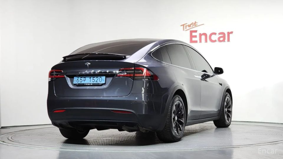 Tesla model-x