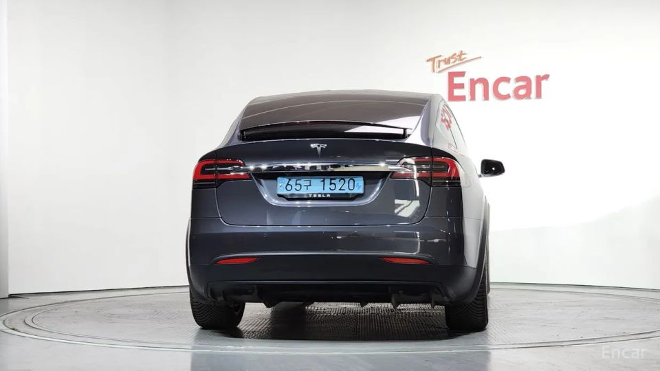Tesla model-x