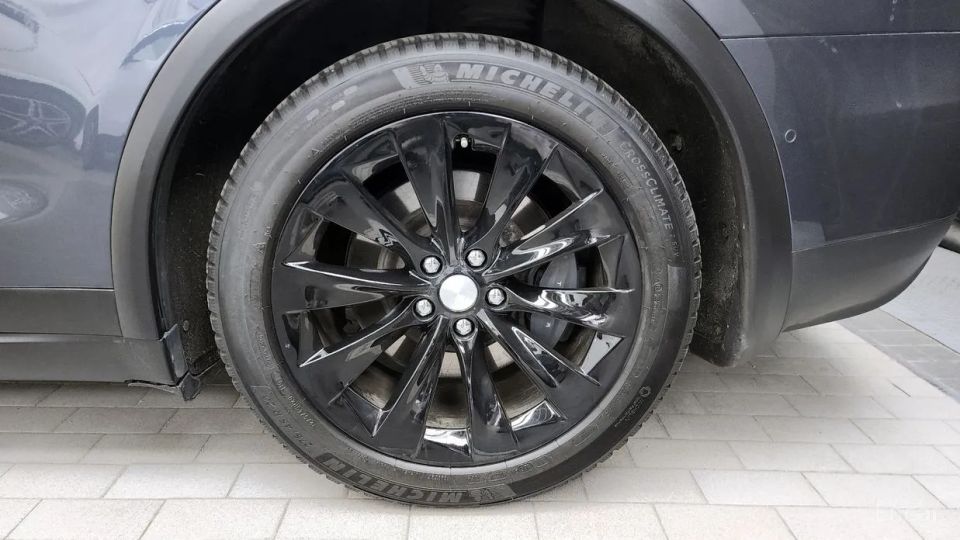Tesla model-x