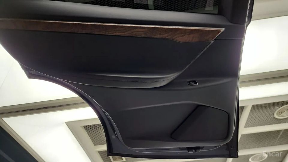 Tesla model-x