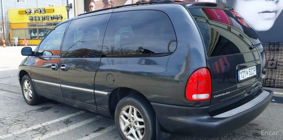 Chrysler Caravan