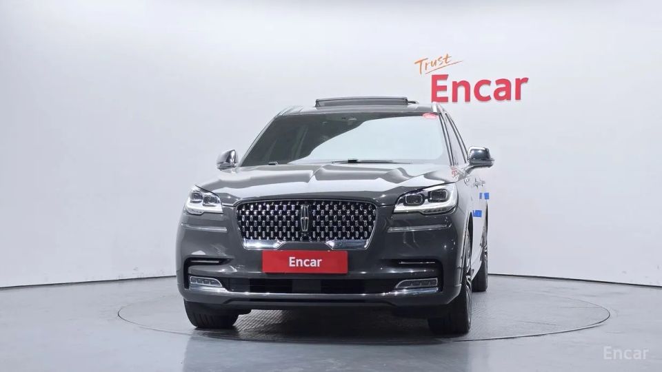 Lincoln Aviator