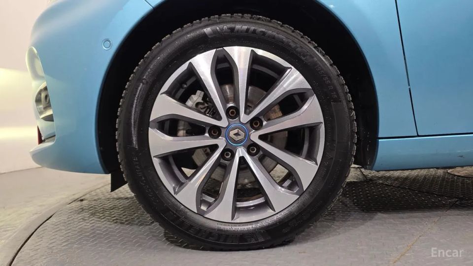 Renault-KoreaSamsung Zoe