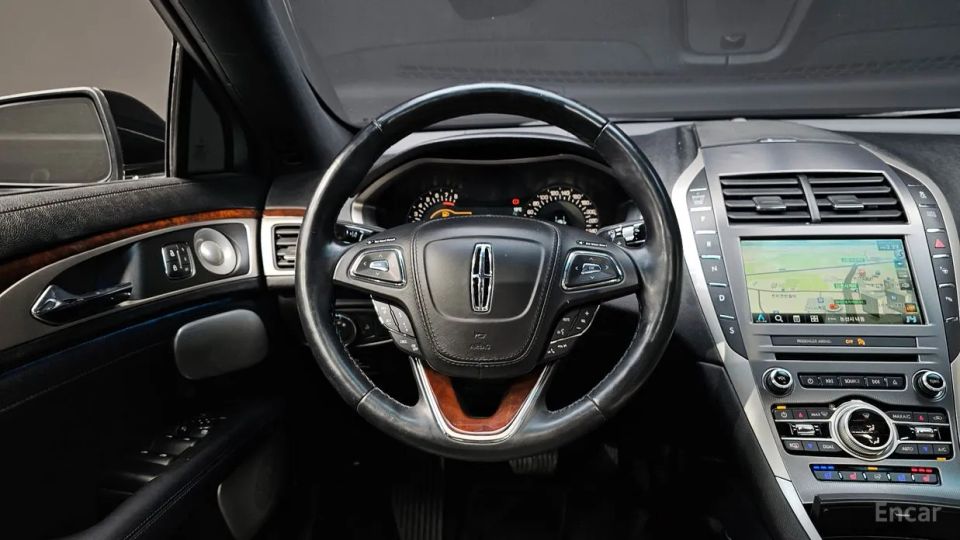 Lincoln MKZ