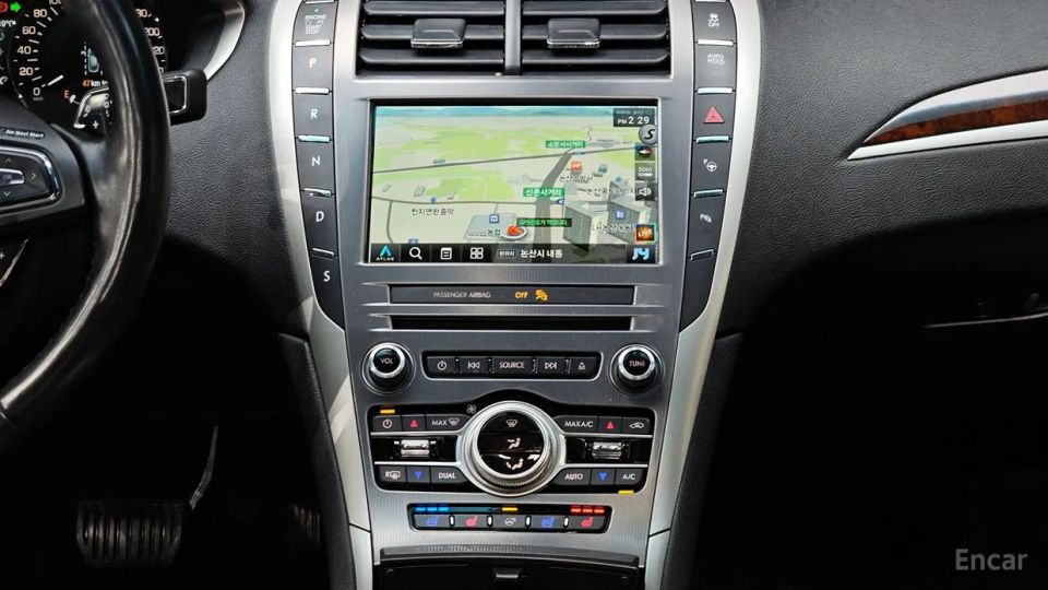 Lincoln MKZ