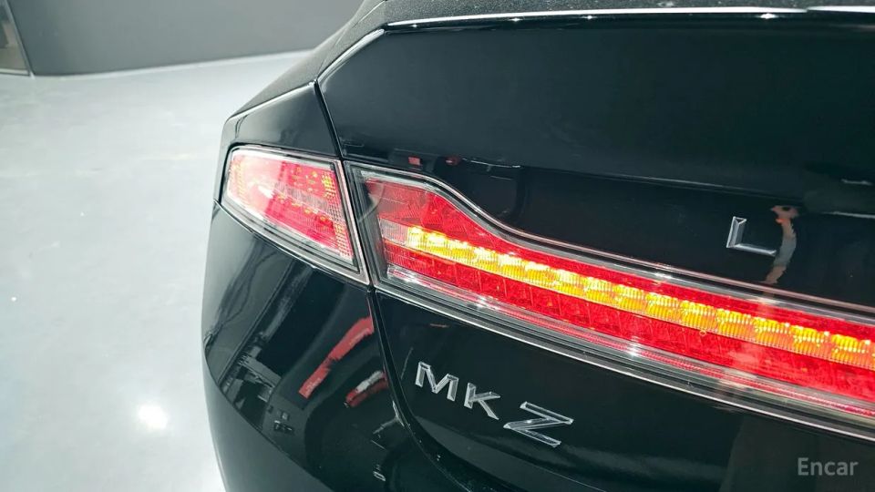Lincoln MKZ