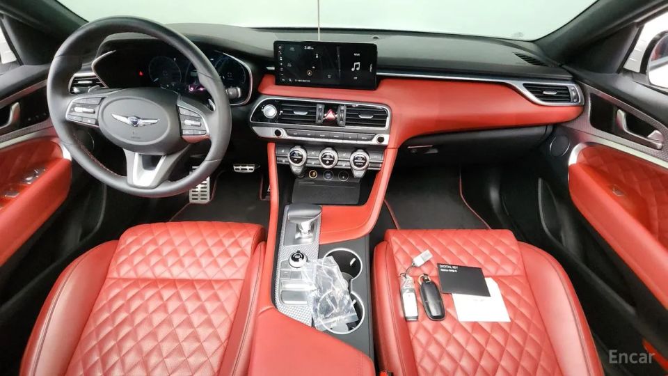 Genesis G70