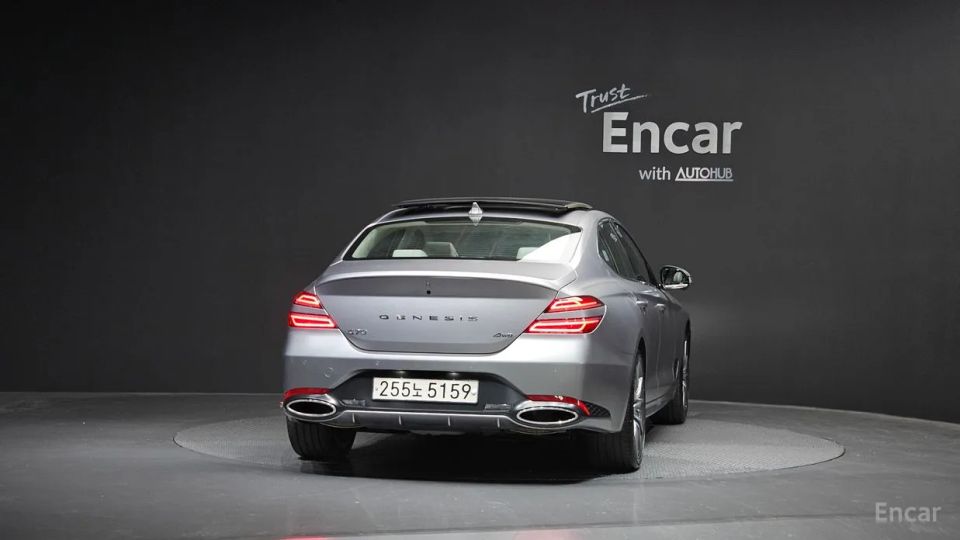Genesis G70
