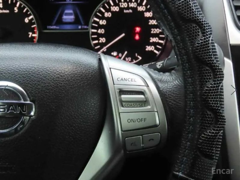 Nissan altima