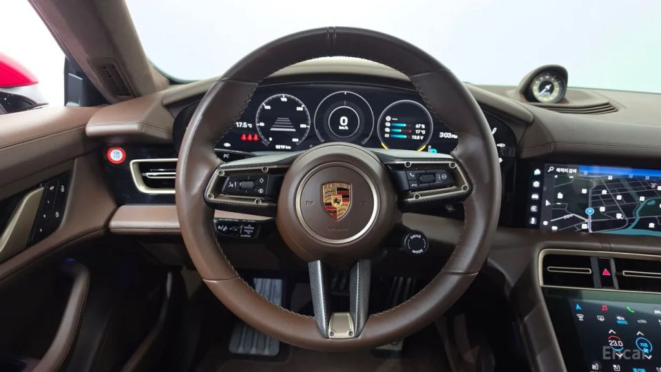 Porsche Taycan