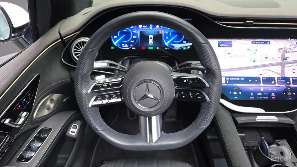 Mercedes-Benz EQS