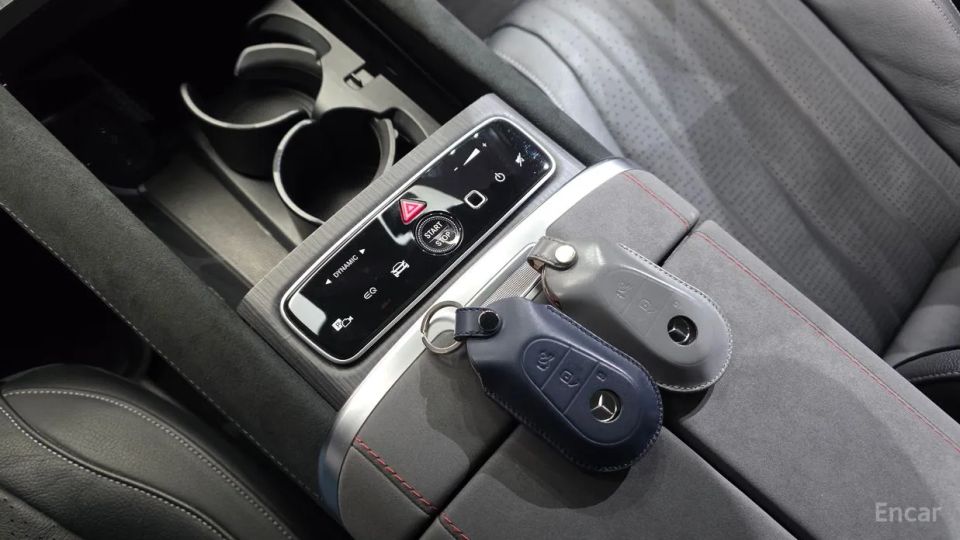 Mercedes-Benz EQS