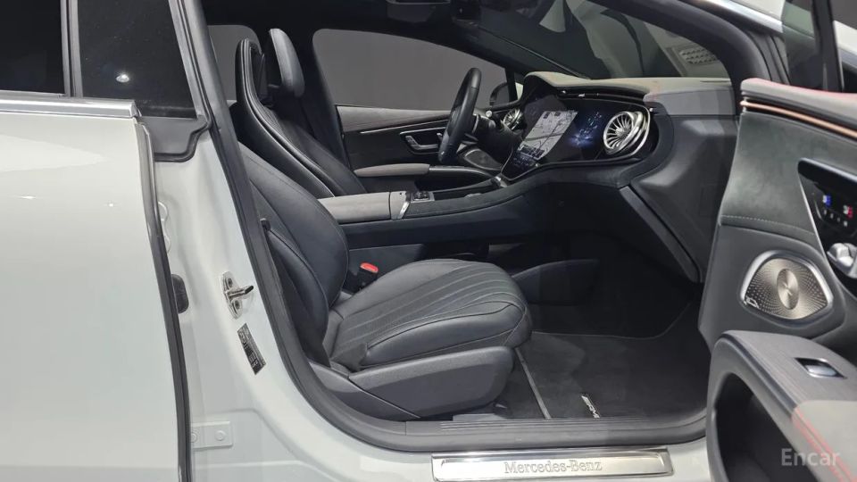 Mercedes-Benz EQS