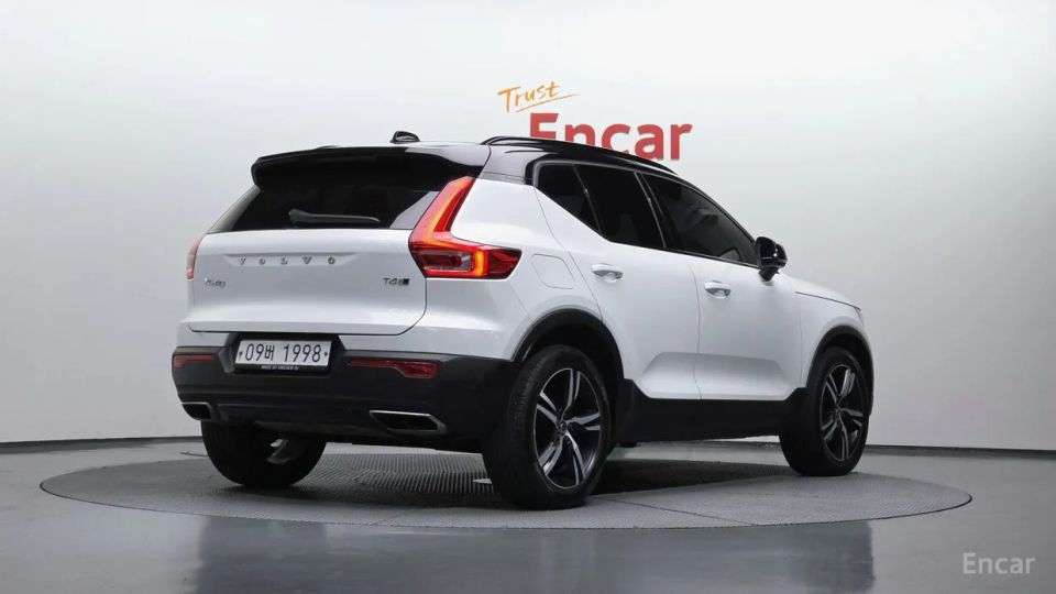 Volvo XC40