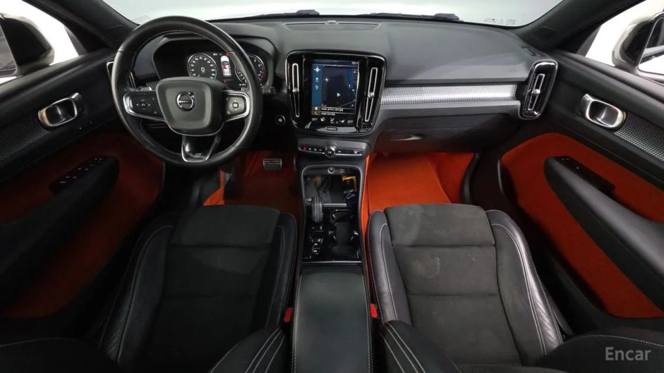 Volvo XC40
