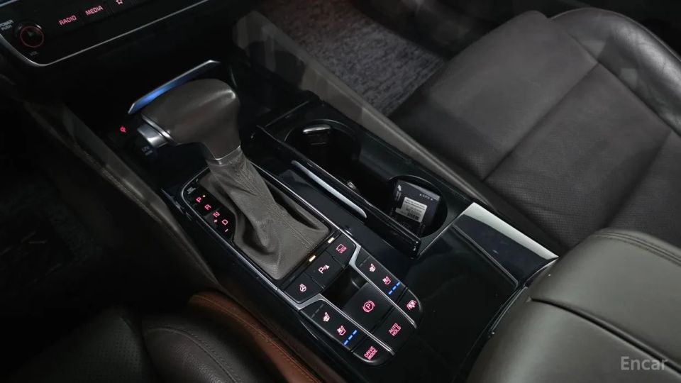 Kia K7