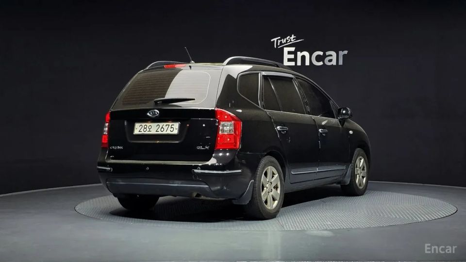 Kia Carens
