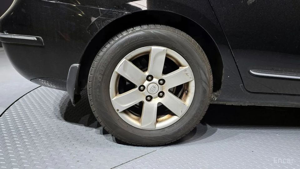 Kia Carens