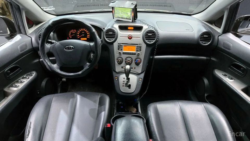 Kia Carens