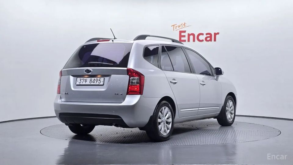 Kia Carens