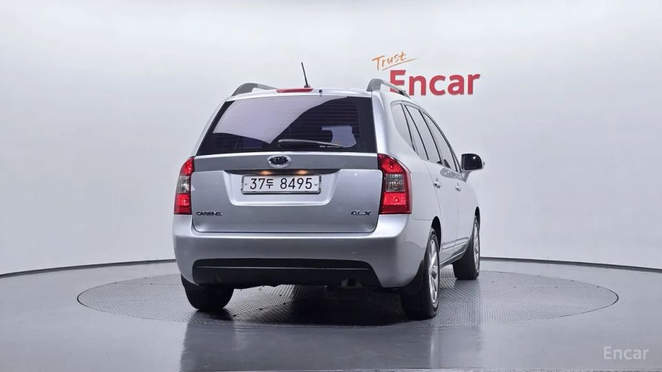 Kia Carens