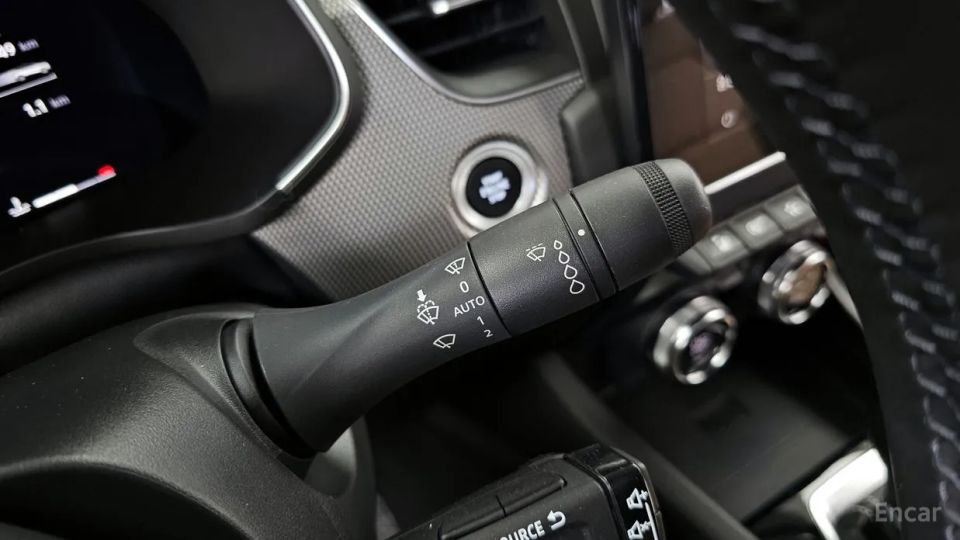 Renault-KoreaSamsung Arkana