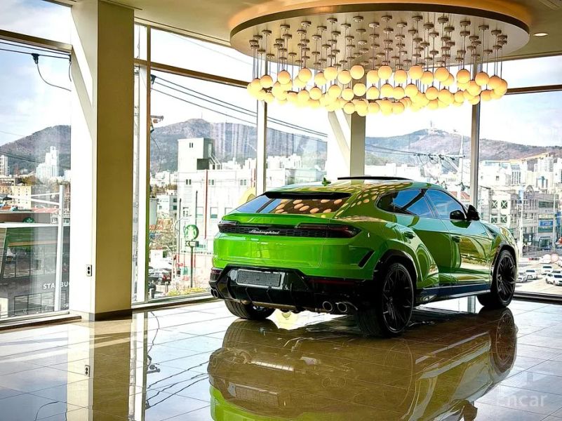 Lamborghini urus