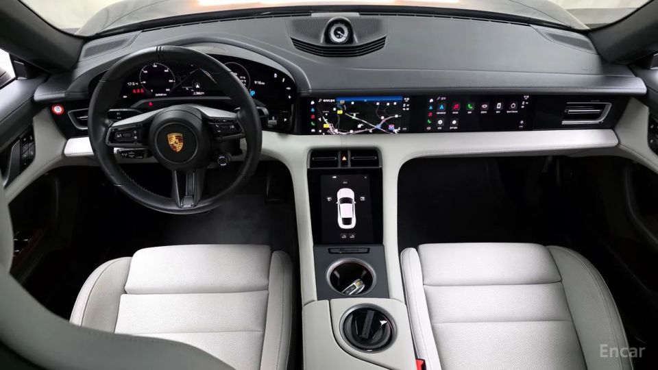 Porsche Taycan