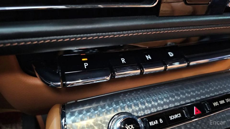 Lincoln Aviator