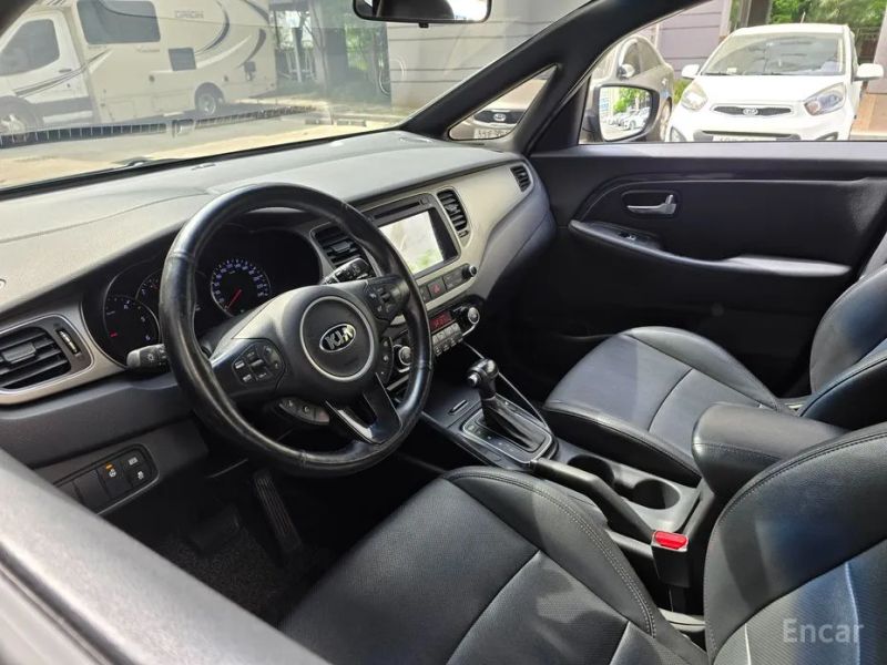 Kia Carens