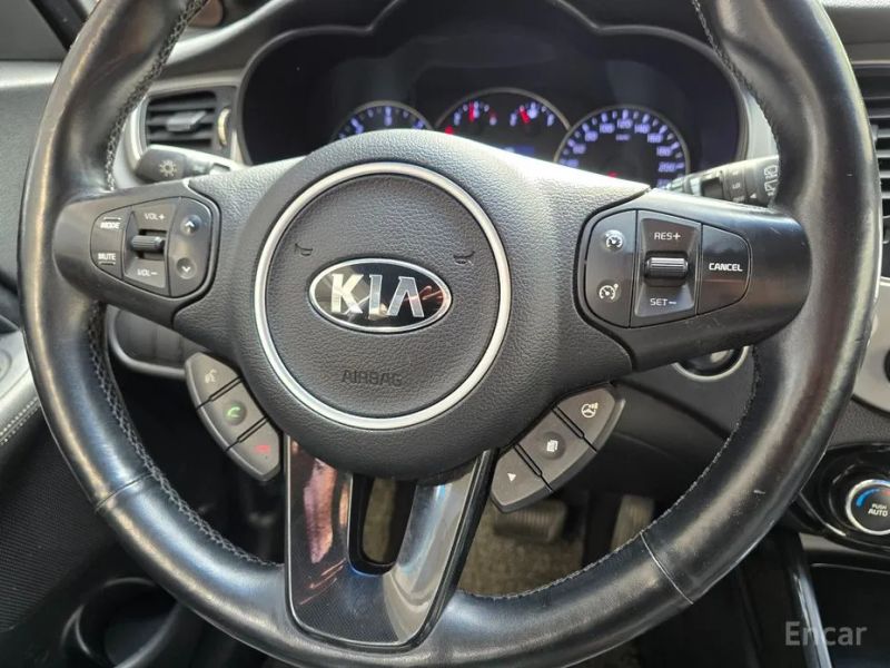 Kia Carens