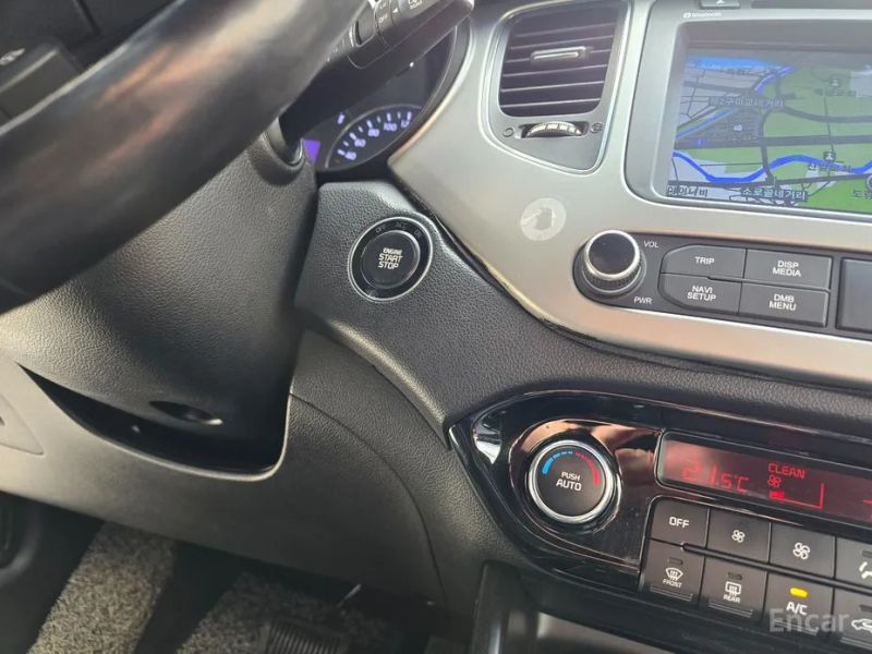 Kia Carens