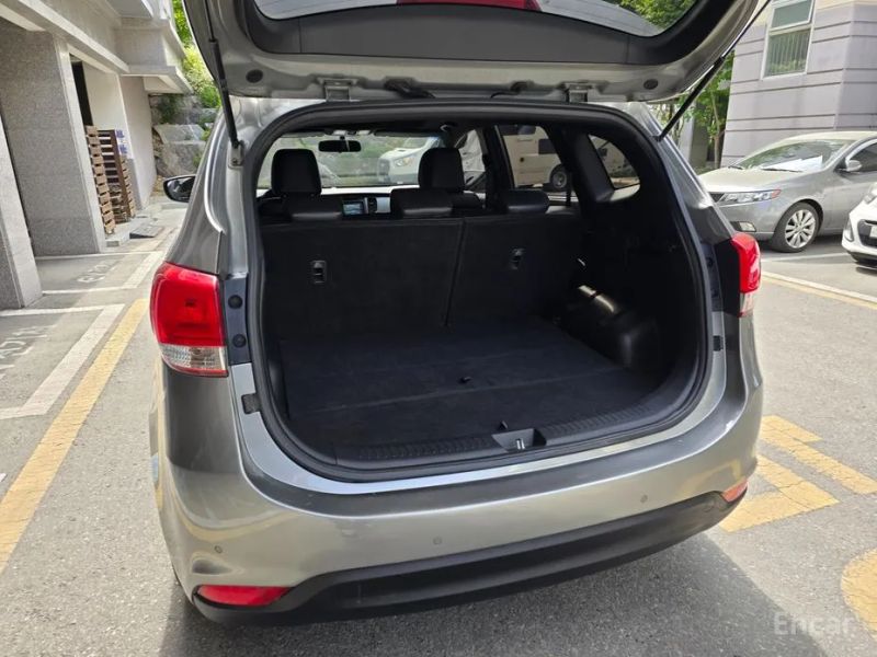 Kia Carens
