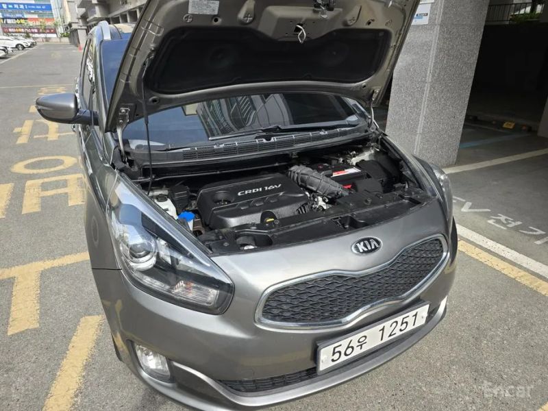 Kia Carens
