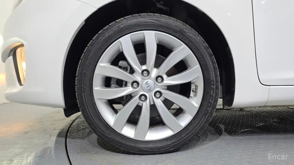 Kia Carens