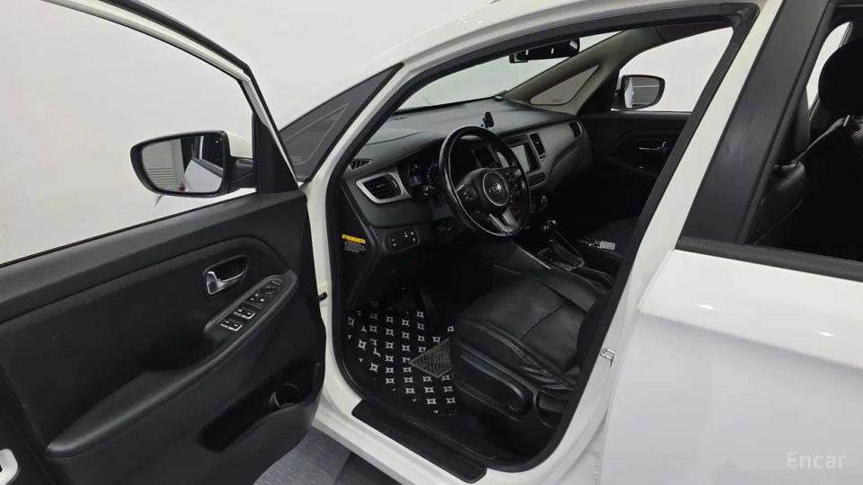 Kia Carens