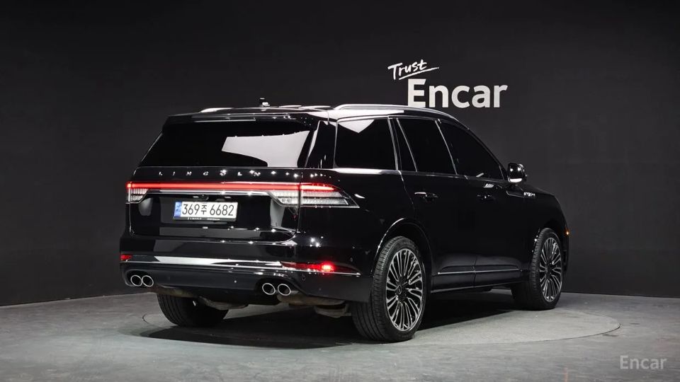 Lincoln Aviator