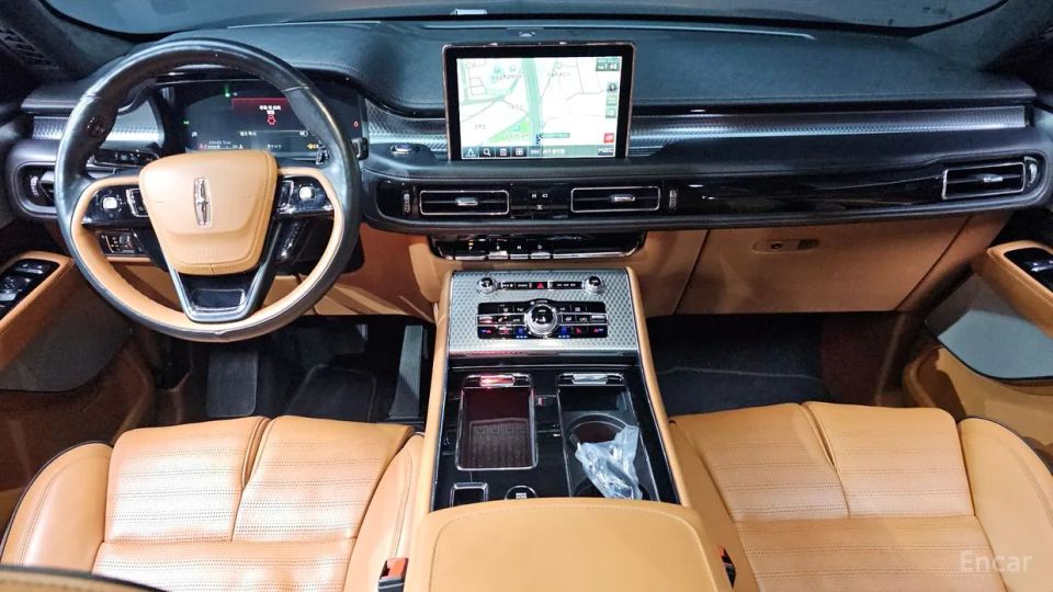 Lincoln Aviator