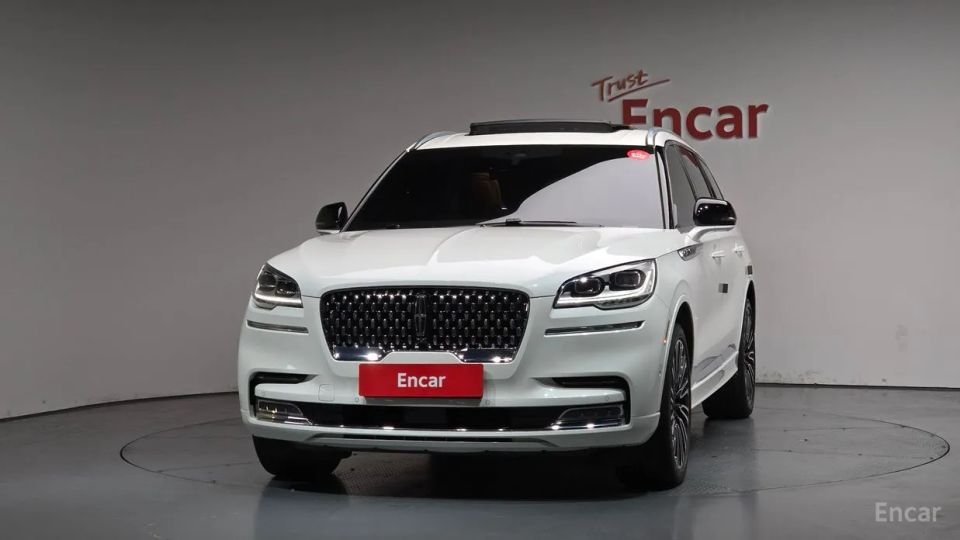 Lincoln Aviator