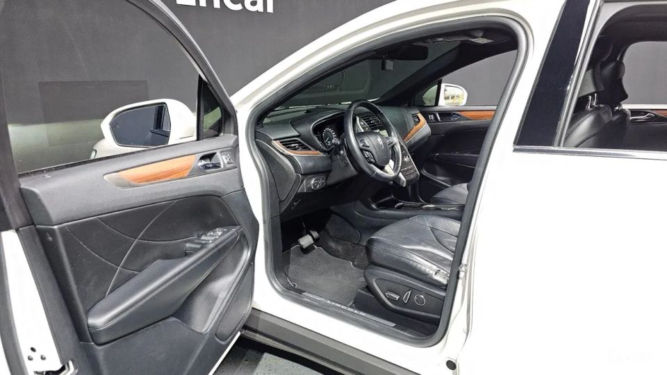 Lincoln MKC