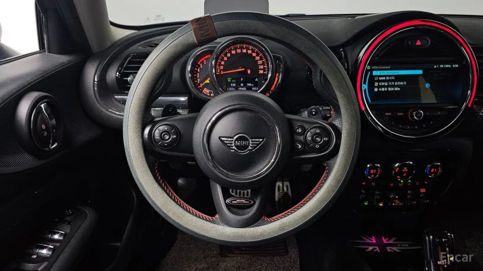 Mini clubman