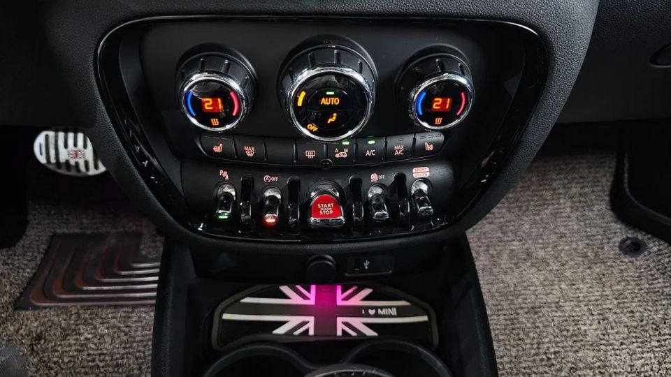 Mini clubman