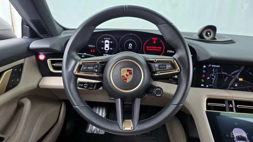 Porsche Taycan