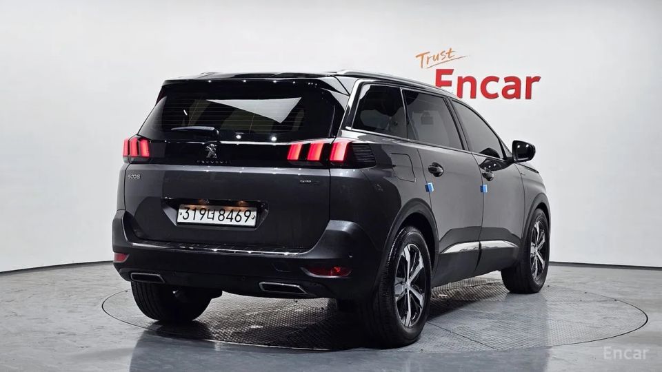 Peugeot 5008