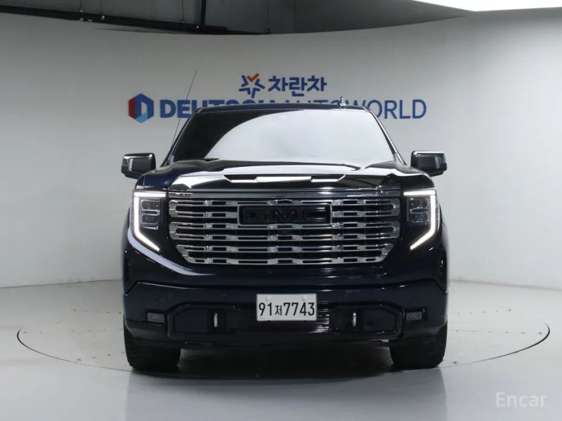 GMC Sierra