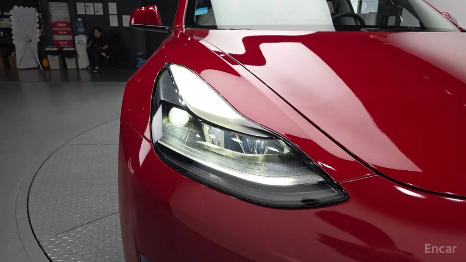 Tesla model-3