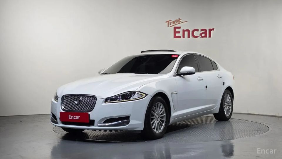Jaguar xf